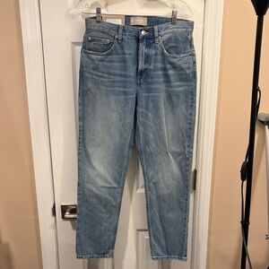 Everlane women’s Light Blue Relaxed Jeans